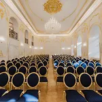 Palace Art 4* بيزينوك