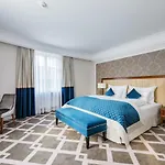 Palace Art Hotel 4*