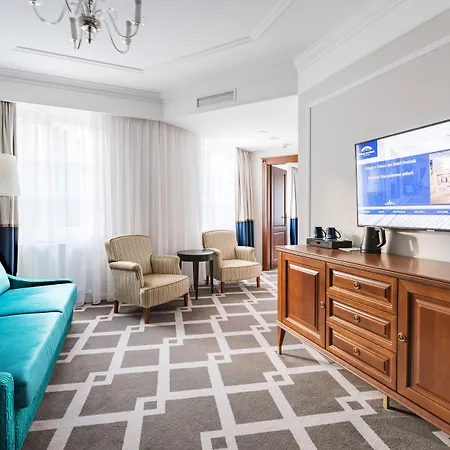 Hotel Palace Art 4*