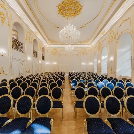 Palace Art Hotel