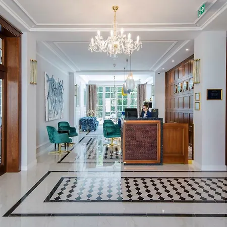 Hotel Palace Art Pezinok